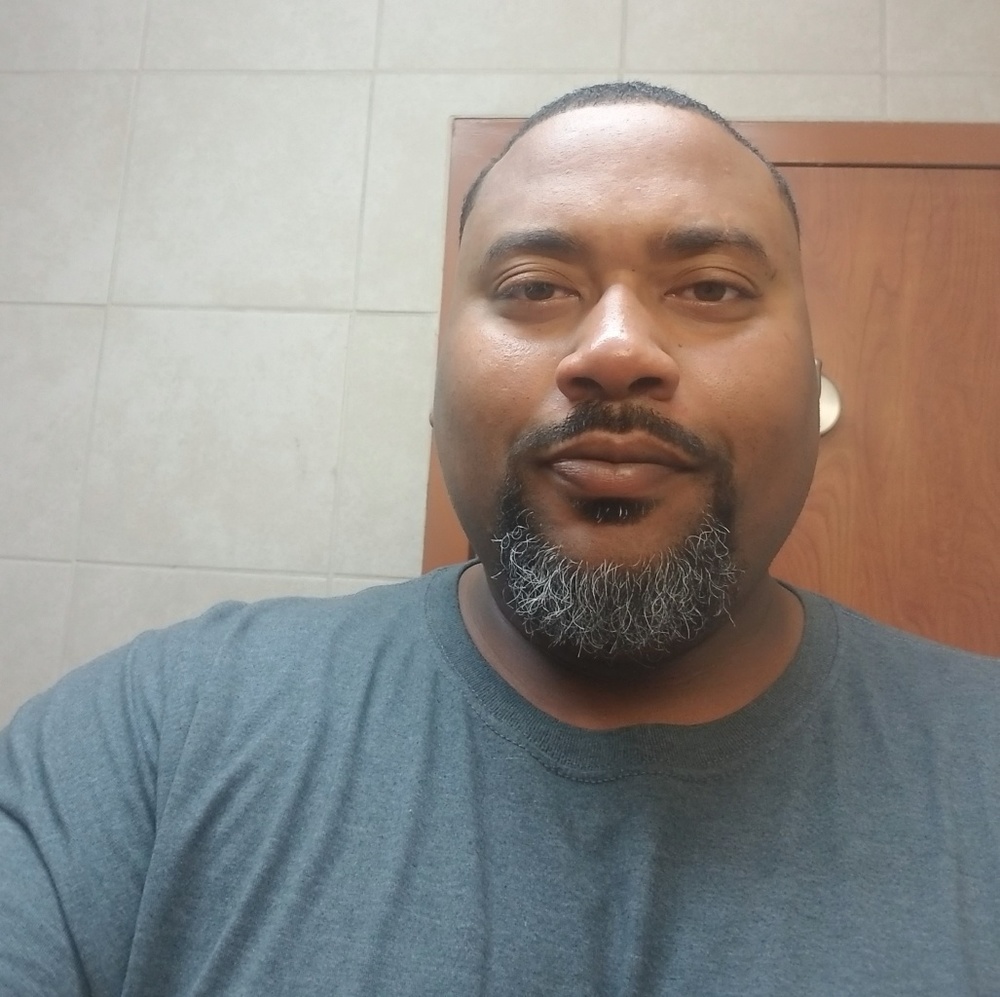 Meet your Posher, Eric